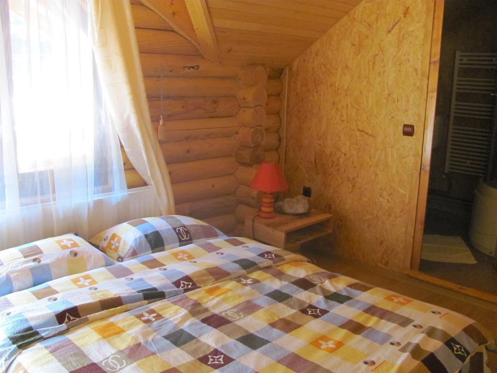 Cabana Bradul Rodna Εξωτερικό φωτογραφία